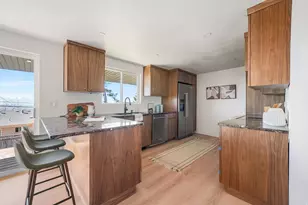 3520 S Fleetwood Dr, Salt Lake City, UT 84109 - Photo 4