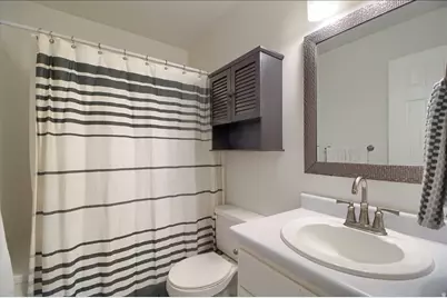 5092 S 1800 W, Roy, UT 84067 - Photo 12