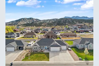 813 S 270 E, Nephi, UT 84648 - Photo 2