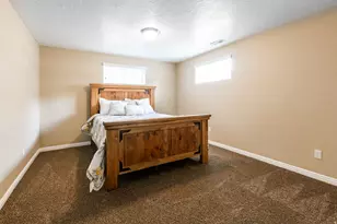 2156 S Elaine Dr, Bountiful, UT 84010 - Photo 26