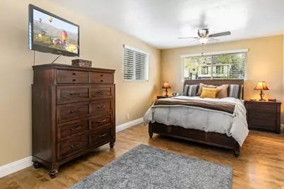 2156 S Elaine Dr, Bountiful, UT 84010 - Photo 16