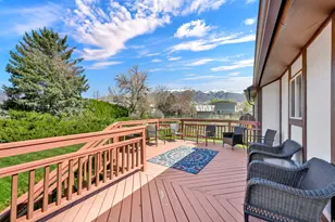 437 E 1200 N, Layton, UT 84041 - Photo 24