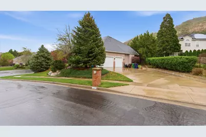 11943 S Autumn Ridge Dr, Sandy, UT 84092 - Photo 48