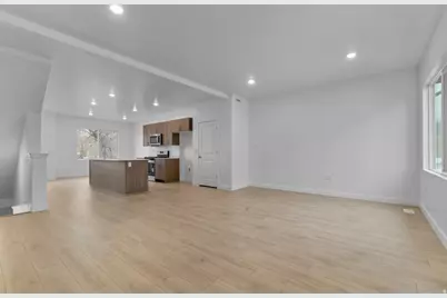 1447 S 440 St E #141, Ogden, UT 84404 - Photo 6