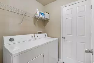 8229 S Resaca Dr, Midvale, UT 84070 - Photo 14