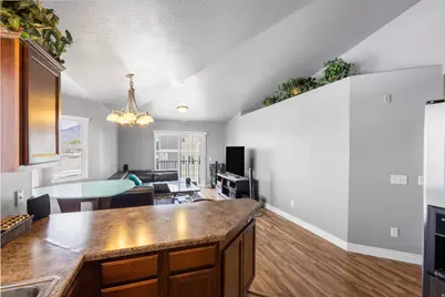 8229 S Resaca Dr #D9, Midvale, UT 84070 - Photo 6