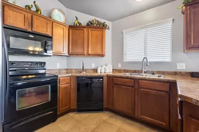 8229 S Resaca Dr #D9, Midvale, UT 84070 - Photo 6