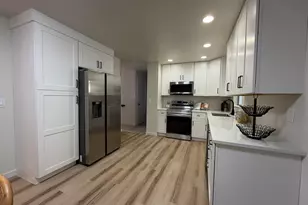 654 W 550 N, Clearfield, UT 84015 - Photo 10