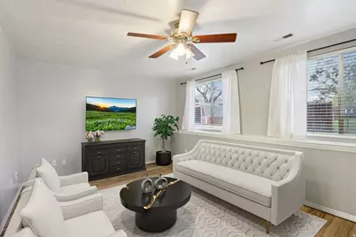 262 W 1850 N, Layton, UT 84041 - Photo 8