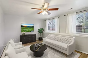 262 W 1850 N, Layton, UT 84041 - Photo 8