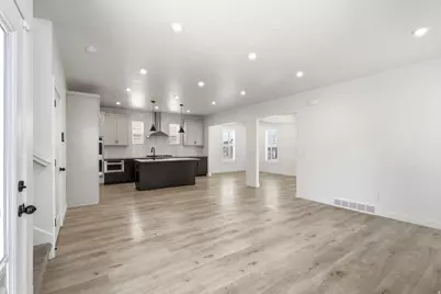 11708 S Silver Pond Dr, South Jordan, UT 84009 - Photo 12