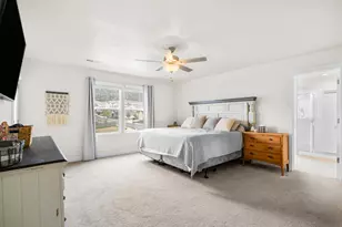 7282 N Golden Summit Dr, Eagle Mountain, UT 84005 - Photo 18