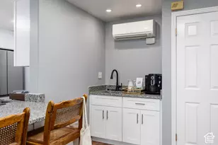 530 S 400 E, Salt Lake City, UT 84111 - Photo 6