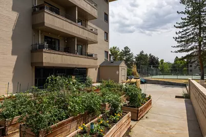 530 S 400 E #2302, Salt Lake City, UT 84111 - Photo 4
