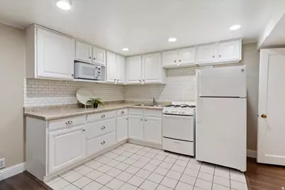 282 E 650 N, Bountiful, UT 84010 - Photo 18