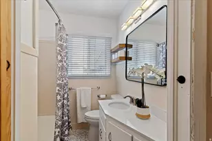 282 E 650 N, Bountiful, UT 84010 - Photo 20