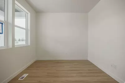 927 W Motor Vu Dr, Riverdale, UT 84405 - Photo 26