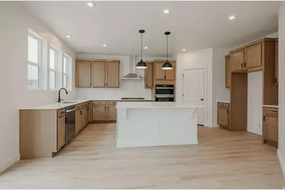 927 W Motor Vu Dr, Riverdale, UT 84405 - Photo 4