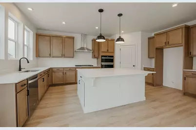 927 W Motor Vu Dr, Riverdale, UT 84405 - Photo 6