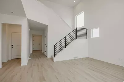 927 W Motor Vu Dr, Riverdale, UT 84405 - Photo 16