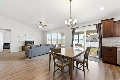 2267 W 2855 S, West Haven, UT 84401 - Photo 6