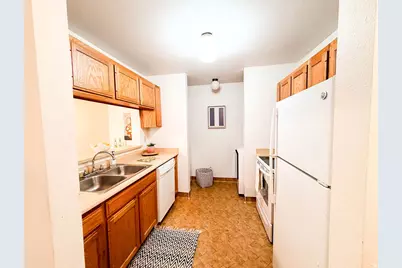 339 E 600 S #1407, Salt Lake City, UT 84111 - Photo 10