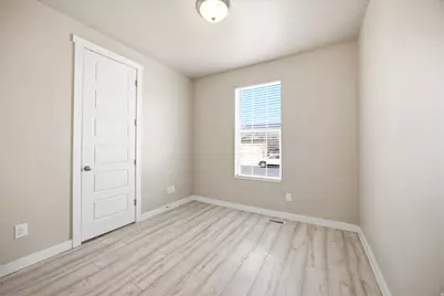 6158 N Boulter Peak Ln, Eagle Mountain, UT 84005 - Photo 18