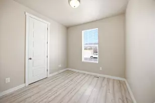 6158 N Boulter Peak Ln, Eagle Mountain, UT 84005 - Photo 18