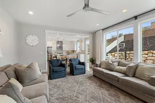 572 E Rockwell Vis, Draper, UT 84020 - Photo 8