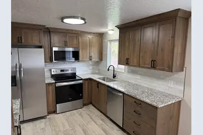 600 Maple Dr N, Smithfield, UT 84335 - Photo 2