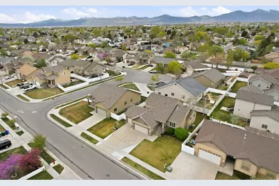 6708 S Ticklegrass Rd W, West Jordan, UT 84081 - Photo 46