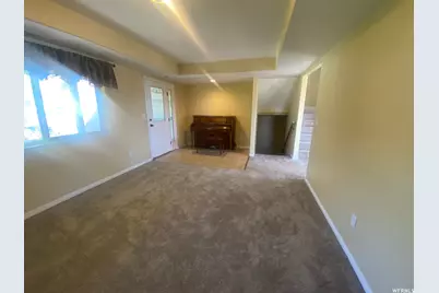 83 Canterbury Cir, Logan, UT 84321 - Photo 10