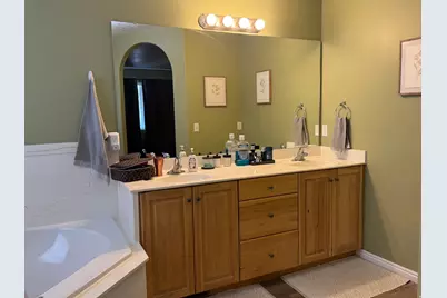 83 Canterbury Cir, Logan, UT 84321 - Photo 24