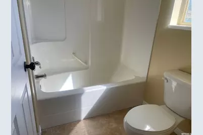 83 Canterbury Cir, Logan, UT 84321 - Photo 18