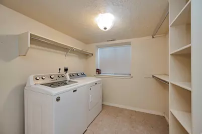11463 S 2510 W, South Jordan, UT 84095 - Photo 22