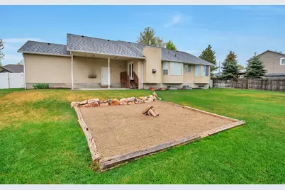 11463 S 2510 W, South Jordan, UT 84095 - Photo 32