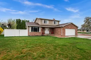 591 W 2050 N, West Bountiful, UT 84087 - Photo 28