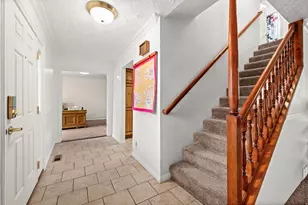 591 W 2050 N, West Bountiful, UT 84087 - Photo 2
