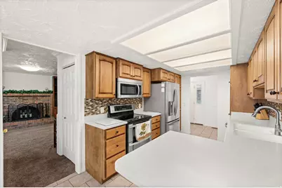 591 W 2050 N, West Bountiful, UT 84087 - Photo 12