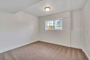 495 W 2550 N, Harrisville, UT 84414 - Photo 8