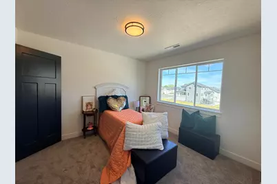 2405 W 3200 N, Farr West, UT 84404 - Photo 20