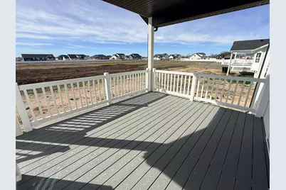 2405 W 3200 N, Farr West, UT 84404 - Photo 38