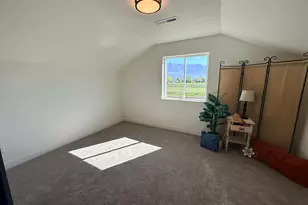 2405 W 3200 N, Farr West, UT 84404 - Photo 14