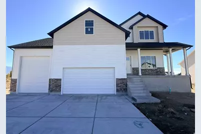 2405 W 3200 N, Farr West, UT 84404 - Photo 2