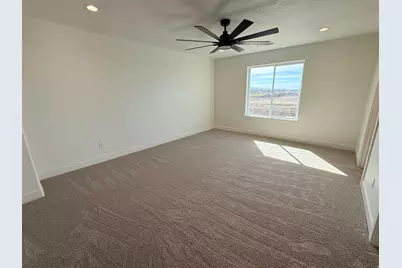 2405 W 3200 N, Farr West, UT 84404 - Photo 22