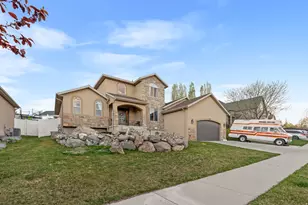 4841 W Copper Oaks Dr, Herriman, UT 84096 - Photo 2