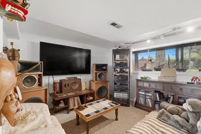 1661 W Allegheny Dr, Salt Lake City, UT 84123 - Photo 32