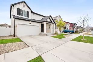 171 E Hidden Creek Way, Saratoga Springs, UT 84045 - Photo 2