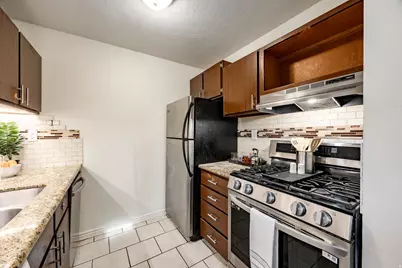 5384 S Willow Ln E #E, Murray, UT 84107 - Photo 14