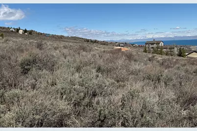 844 W Sunrise Cir #22, Garden City, UT 84028 - Photo 12